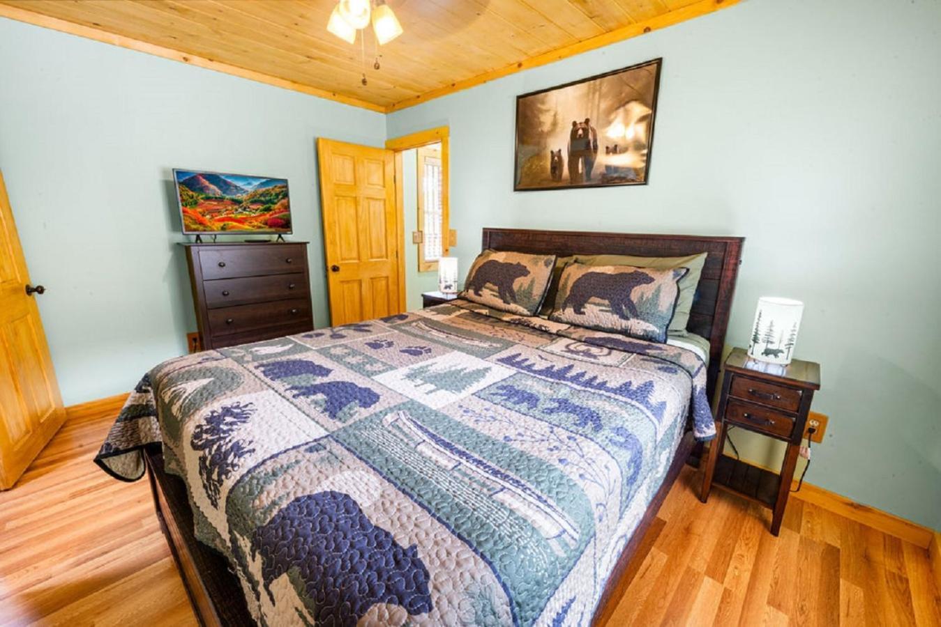Brand New Tiny Cabin! A Bearly Adventure Sevierville Bagian luar foto